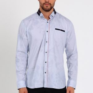 chemise-glen-512-Homme élégant portant une chemise de la nouvelle collection de la Boutique Charly's à Sion.