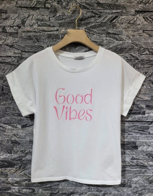 T-shirt-blanc-avec-inscription-Good-Vibes-rose-Boutique-Charlys-Sion